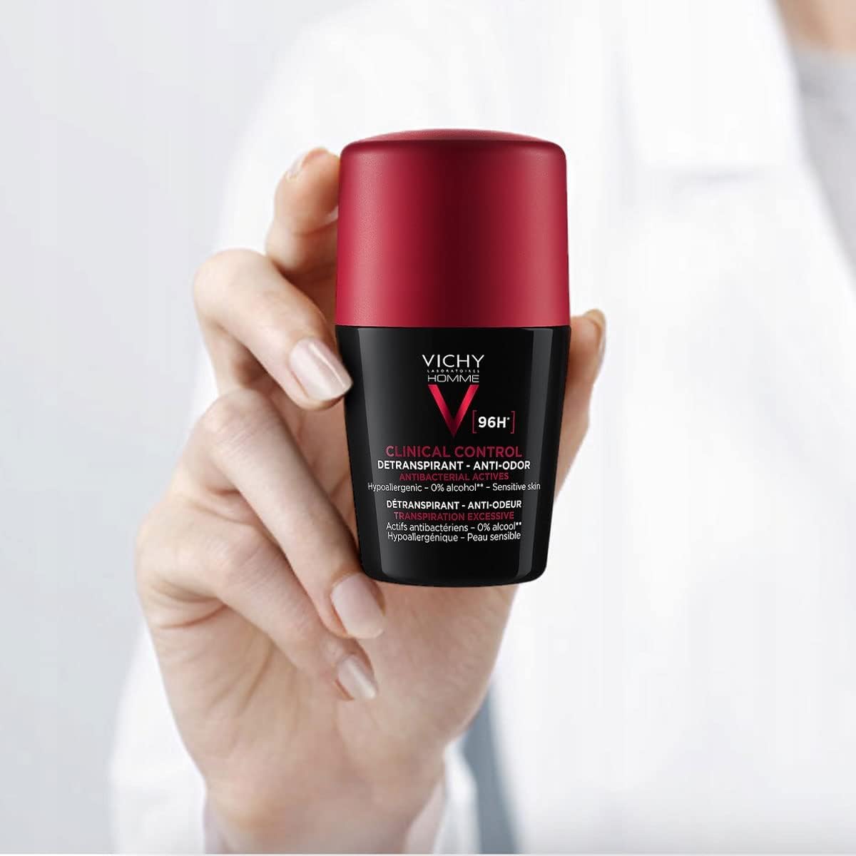 Vichy Men's Clinical Control 96HR Protection Anti-Perspirant Roll On Deodorant 50ml